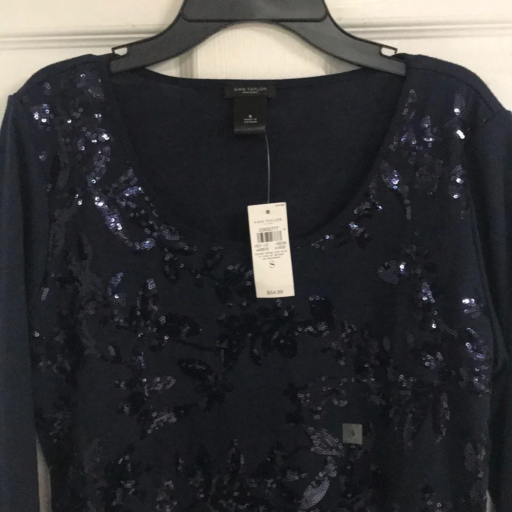 Ann Taylor Factory  NavySequence Shirt  small - Picture 2 of 6